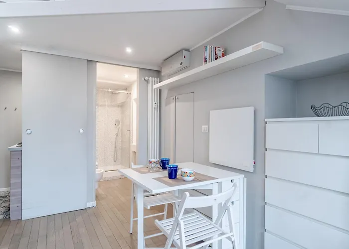 Lägenhet La Mole Lovely Sweet Mini Loft *