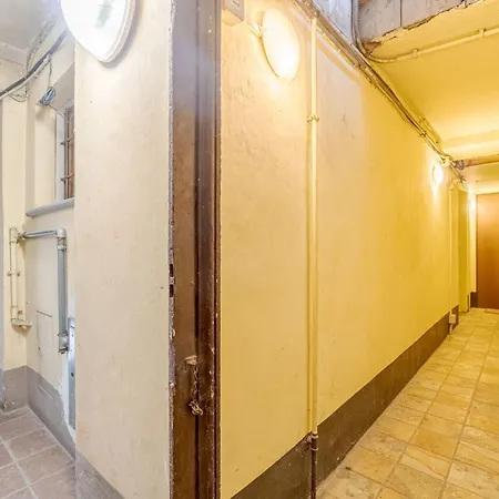 La Mole Lovely Sweet Mini Loft * トリノ